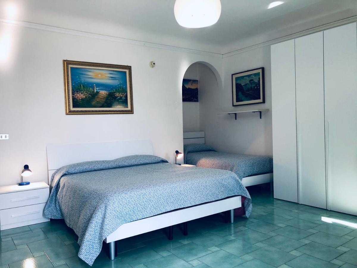 Hotel Falco D'Oro Cisternino Exteriör bild